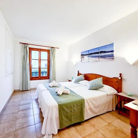 Calan Blanes Park, Cb, Apm 2142